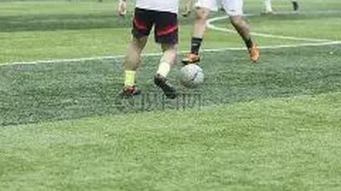 主流电竞桌面新趋势：27英寸2K高刷显示器，如何成为最佳选择