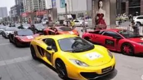 《曼联官方声明：拒绝高价招募拉莫斯及C罗，力主年轻化战略！》